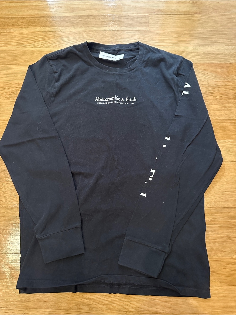 Abercrombie & Fitch Black Long Sleeve Logo Tee